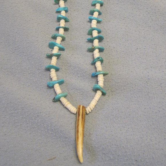 Vintage Native American Tribal Necklace with Antler - Picture 3 of 4
